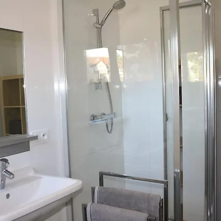 Apartment Superb Apt- Garden- 3 Parkings, Near Petite Venise ! *