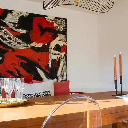 Superb Apt- Garden- 3 Parkings, Near Petite Venise !