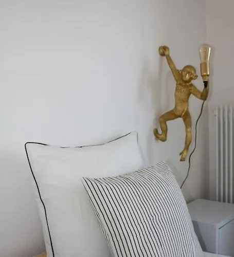 Appartement Superb Apt- Garden- 3 Parkings, Near Petite Venise ! *